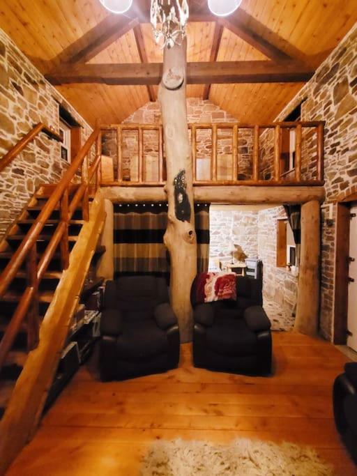 2 Bed Sandstone Residence Newport  Экстерьер фото